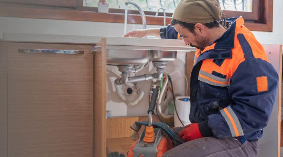 Expert burst pipe repair services in Cordova, AL